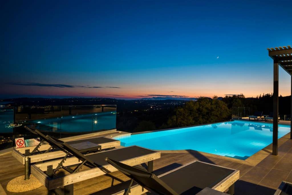 New Villa Blue With Private Pool At Trapezaki Livathos  Exterior photo