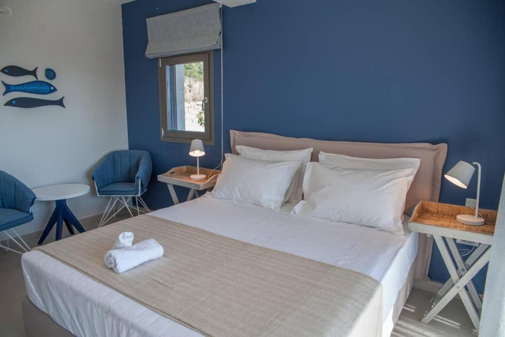 New Villa Blue With Private Pool At Trapezaki Livathos  Exterior photo